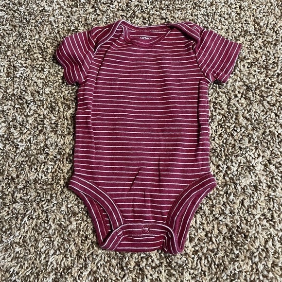 Carter's Other - 🐶🐶Carters 3 months red and white stripped onesie.🐶🐶